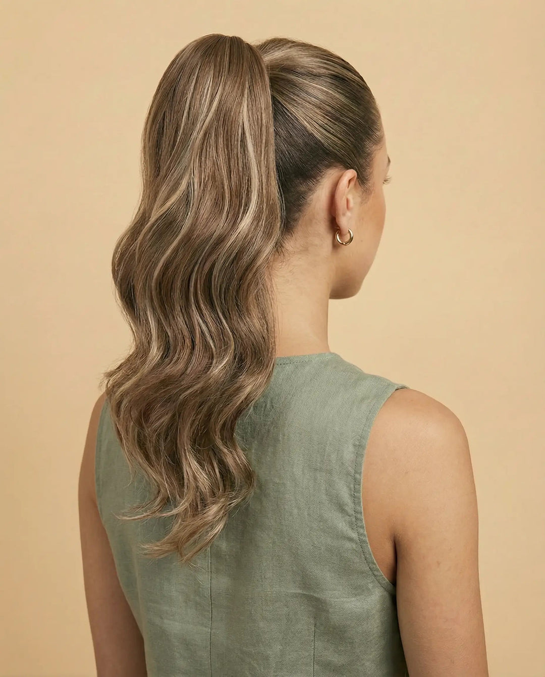 Clip & Go Onduladas - Castano Claro con Highlights Rubias#color_castano-claro-con-highlights-rubias