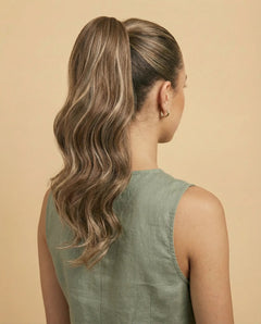 Clip & Go Onduladas - Castano Claro con Highlights Rubias#color_castano-claro-con-highlights-rubias