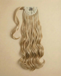 Colas Onduladas - Rubio miel con highlights platino#color_rubio-miel-con-highlights-platino