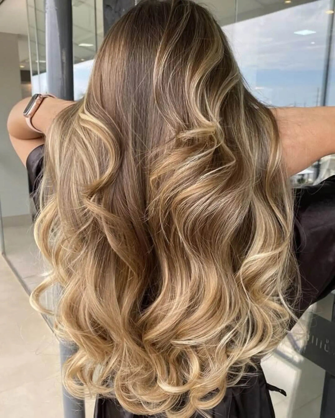 Extensiones Onduladas - Castano claro highlights rubias#color_castano-claro-highlights-rubias