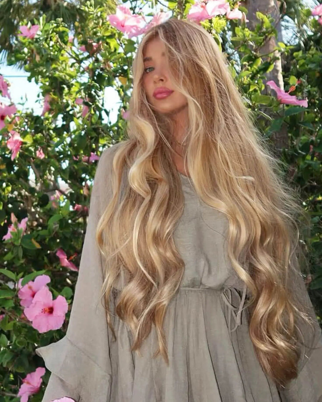 Extensiones Onduladas - Rubio claro con highlights#color_rubio-claro-con-highlights