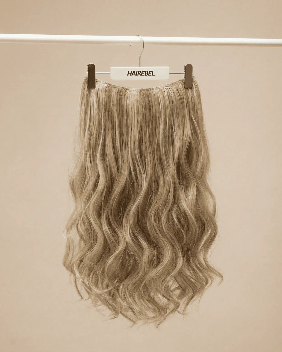 Extensiones Ondas Suave - Rubio Ceniza con Highlights Platino#color_rubio-ceniza-con-highlights-platino